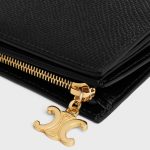 COMPACT WALLET TRIOMPHE CHARMS IN GRAINED CALFSKIN BLACK - Image 5